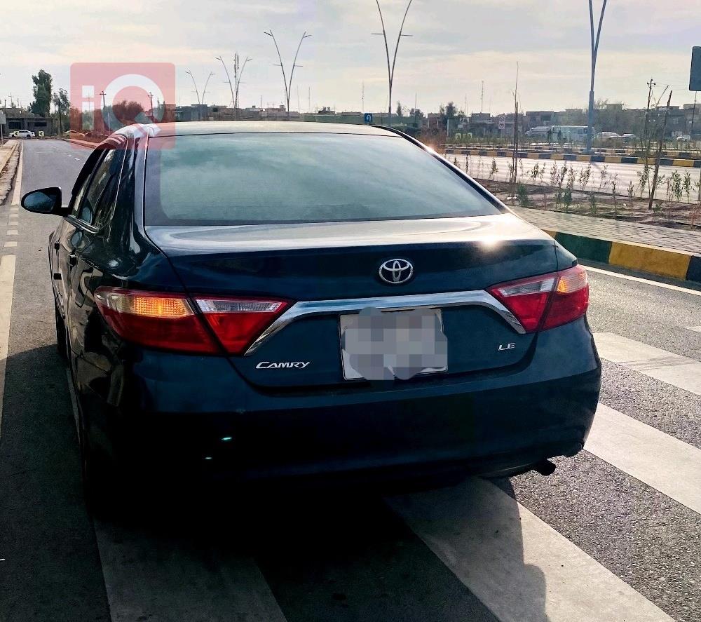 تۆیۆتا کامری